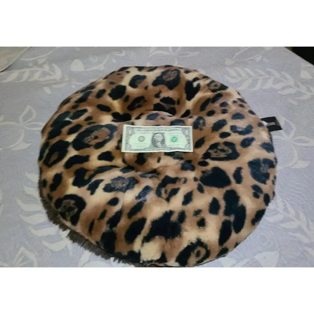Baylee Nasco Bagel Bed 20